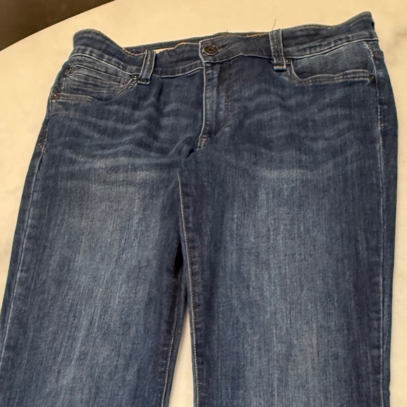 NYDJ - Marilyn Straight - LiftXTuck Tech. - Women’s Jeans, Size 12 X 31” inseam - Picture 3 of 11